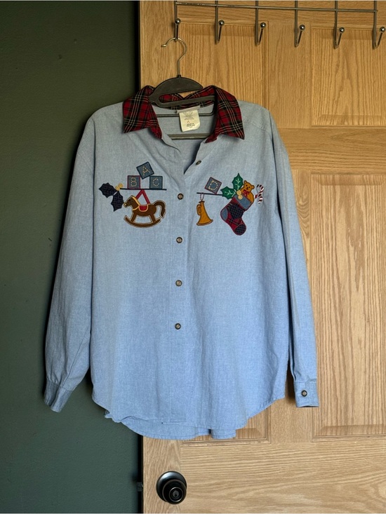 Jantzen Tops - Vintage Light Blue Embroidered Button-Up Shirt - Plaid Collar